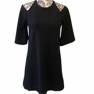 Foxiedox Black Cold Shoulder Simple Shift S Dress
